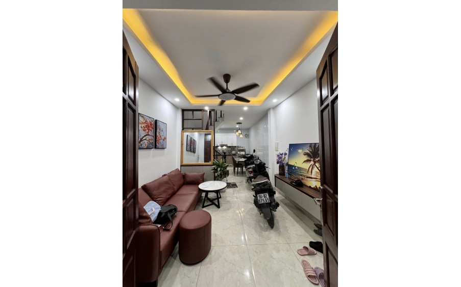 CHO THUÊ NHÀ NGÕ 70 PHỐ MAI ĐỘNG, 4 TẦNG, 30M2, 3 NGỦ, 3 WC, GIÁ 11.5 TRIỆU CÓ TL